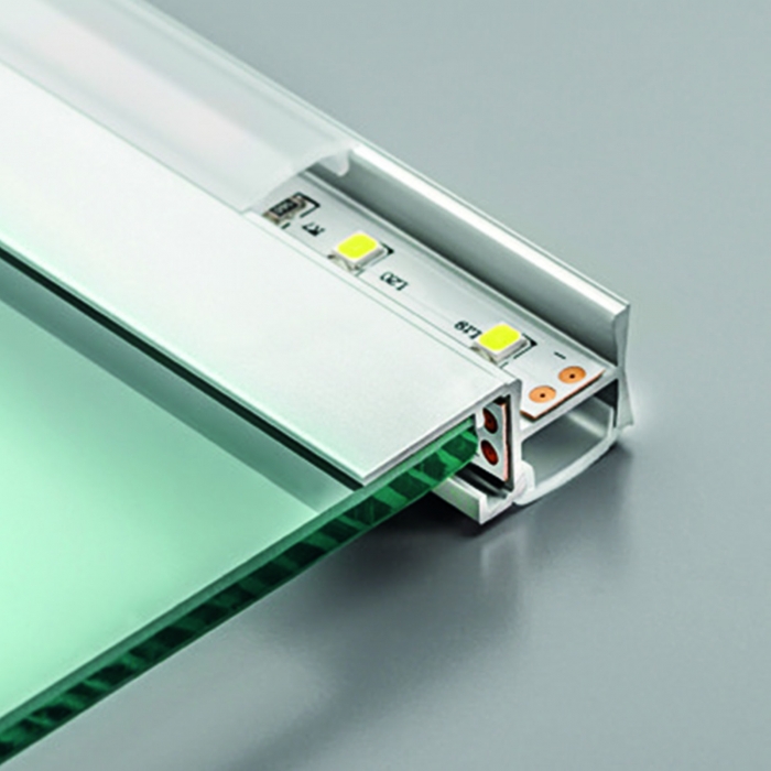LED Profil-49 für Glasplatten 8 - 12 mm Stärke 2 m mit klarer Abdeckung für drei LED Streifen - Kopie